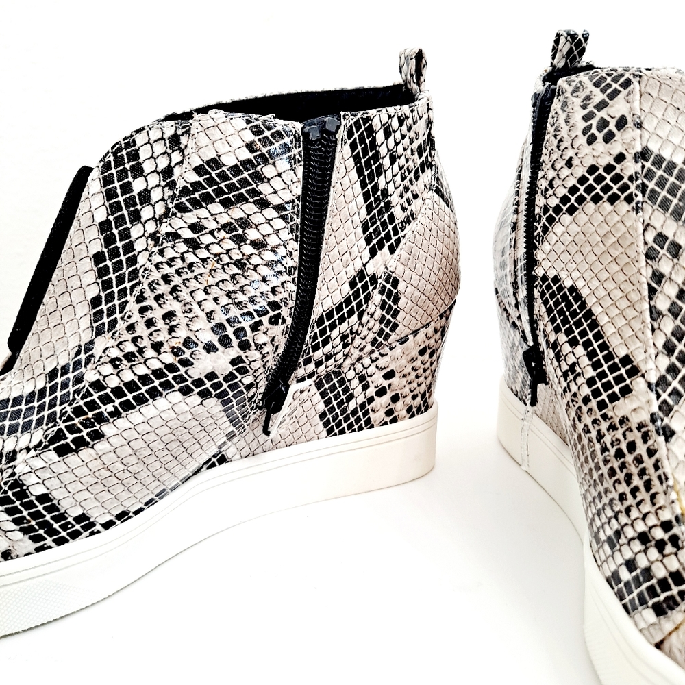 MIA wedge hidden heel sneakers ankle booties - Picture 16 of 17